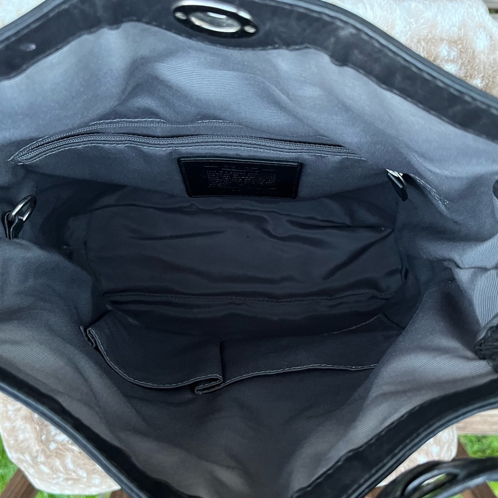 COACH Chelsea Optic Signature Hobo Bag, No. 10990 - Picture 9 of 12